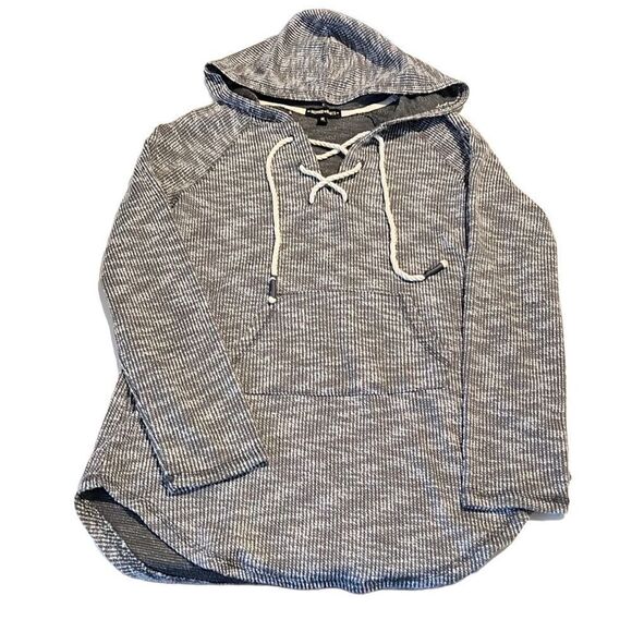 Inspired Heart Black and White Woven Front Pocket Hoodie Pullover Size M - Picture 2 of 15